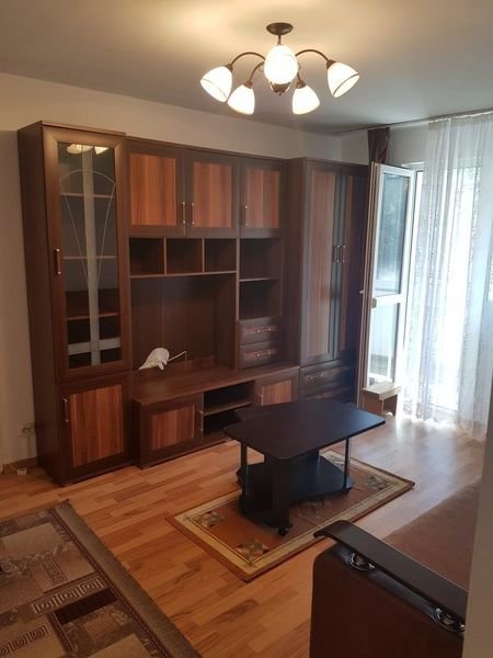 Drumul Taberei 34, langa metrou,